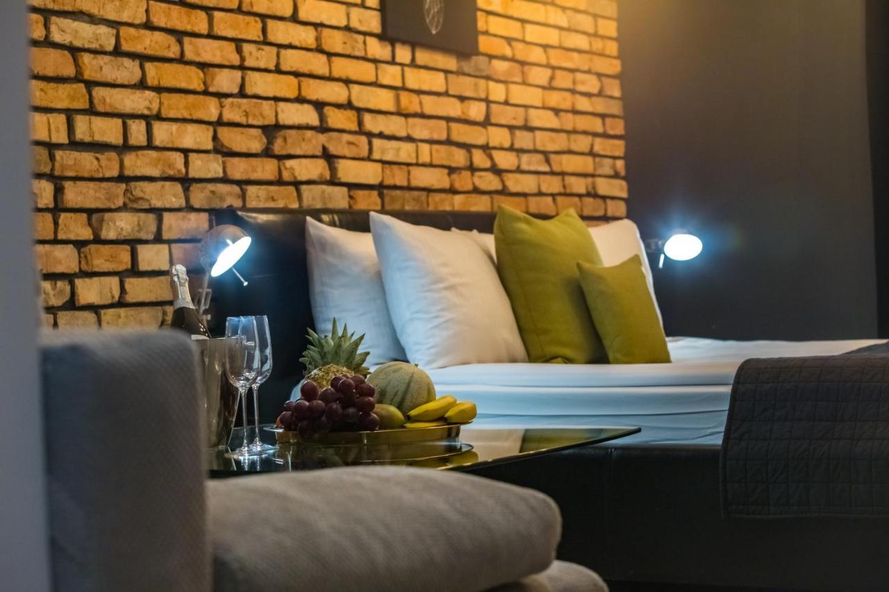 Leo Apartments Main Square Krakow Exterior photo
