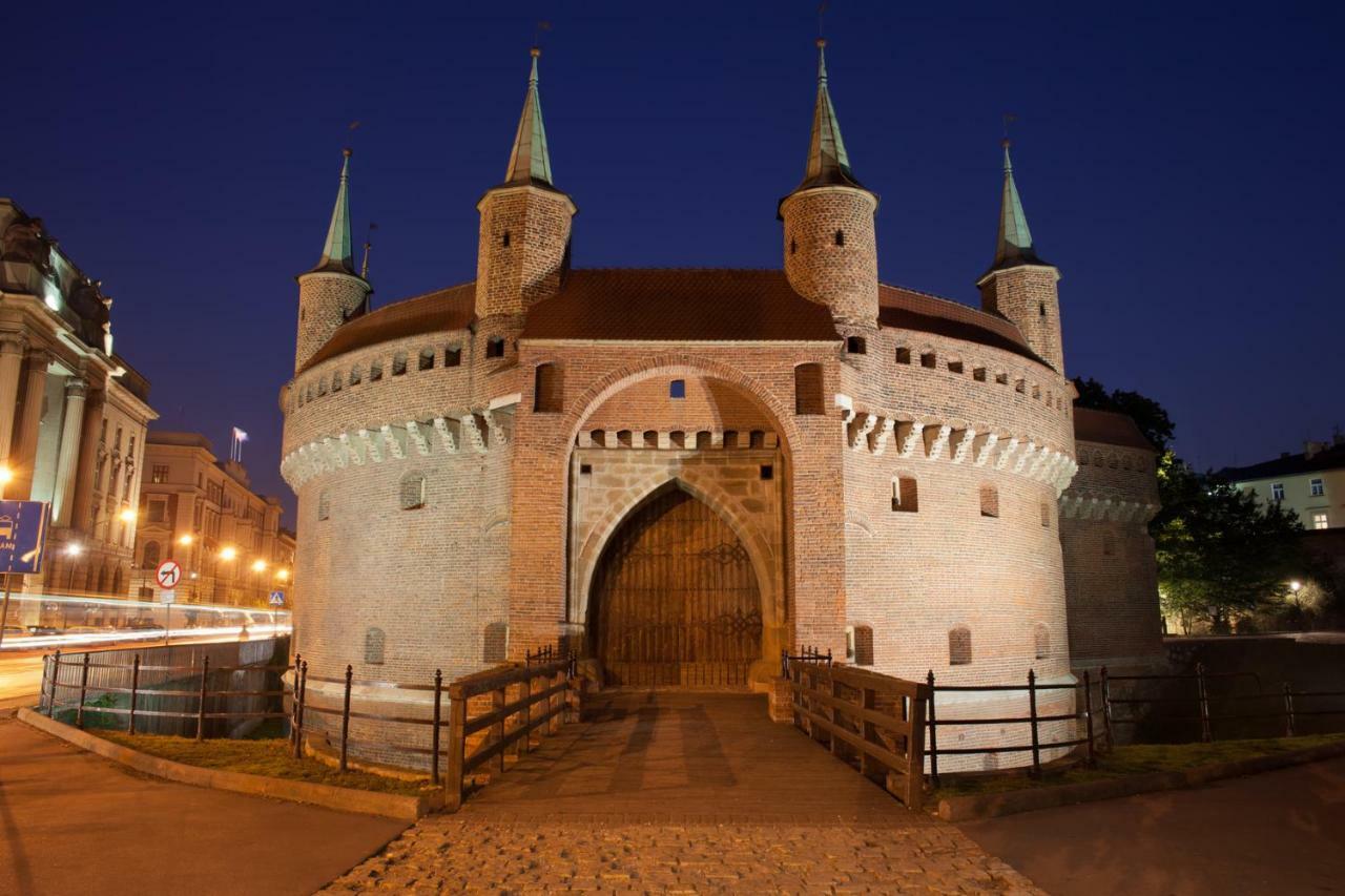 Leo Apartments Main Square Krakow Exterior photo